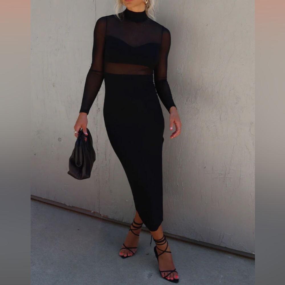 🆕 Elegant black midi dress